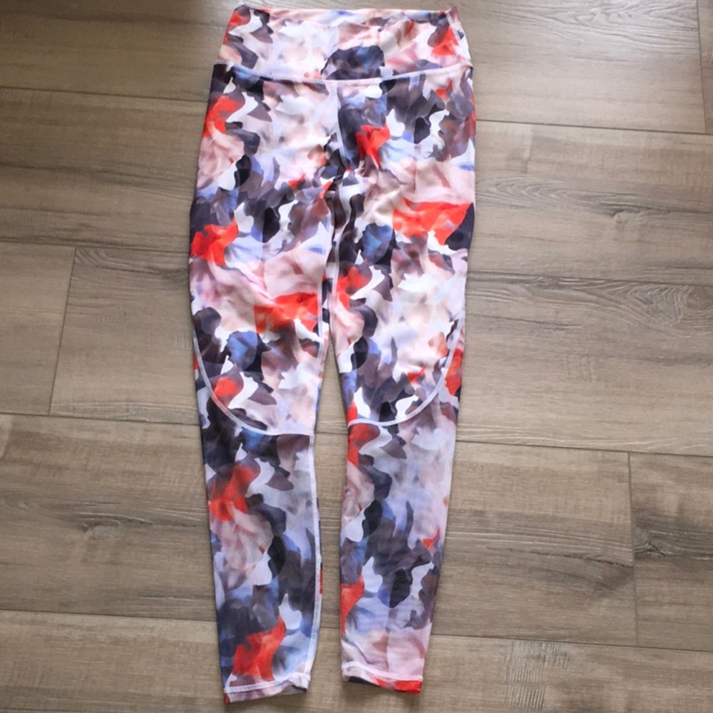 Fabletics Define PowerHold High-Waisted Legging Size S